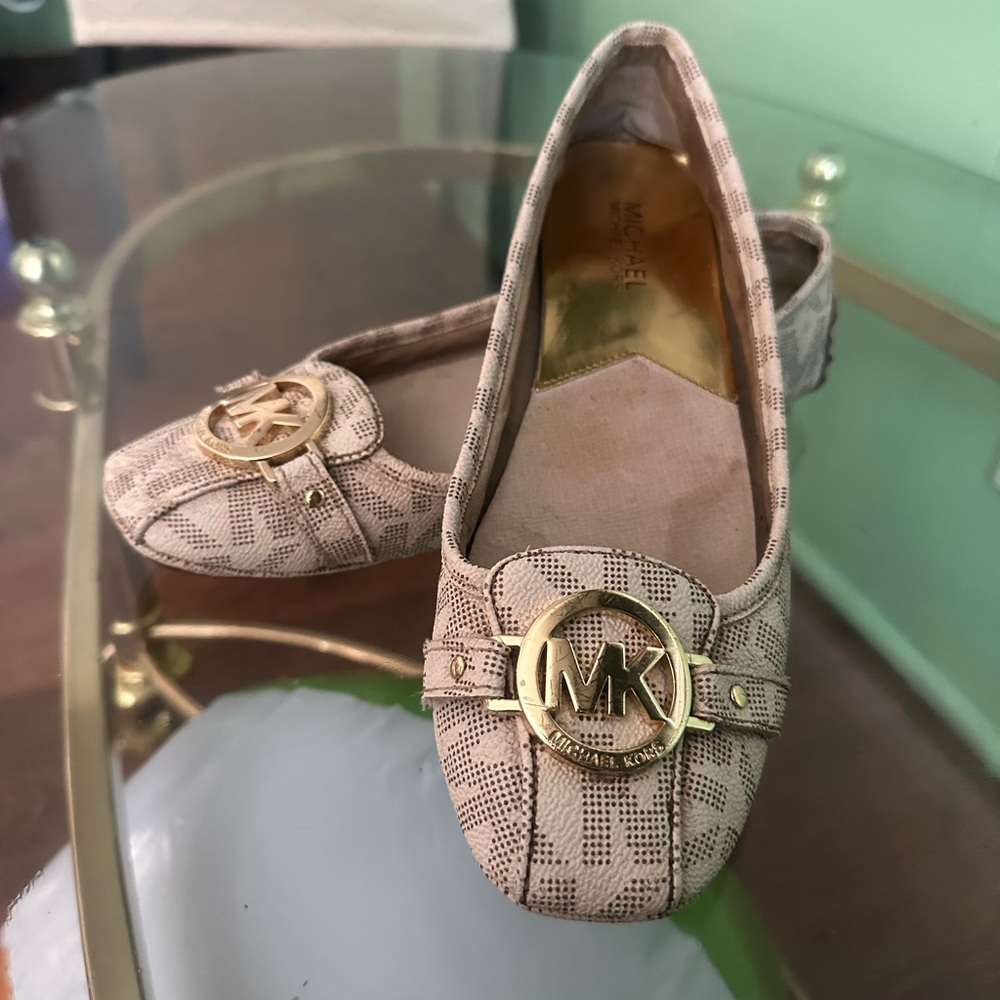 MK Michael Kors